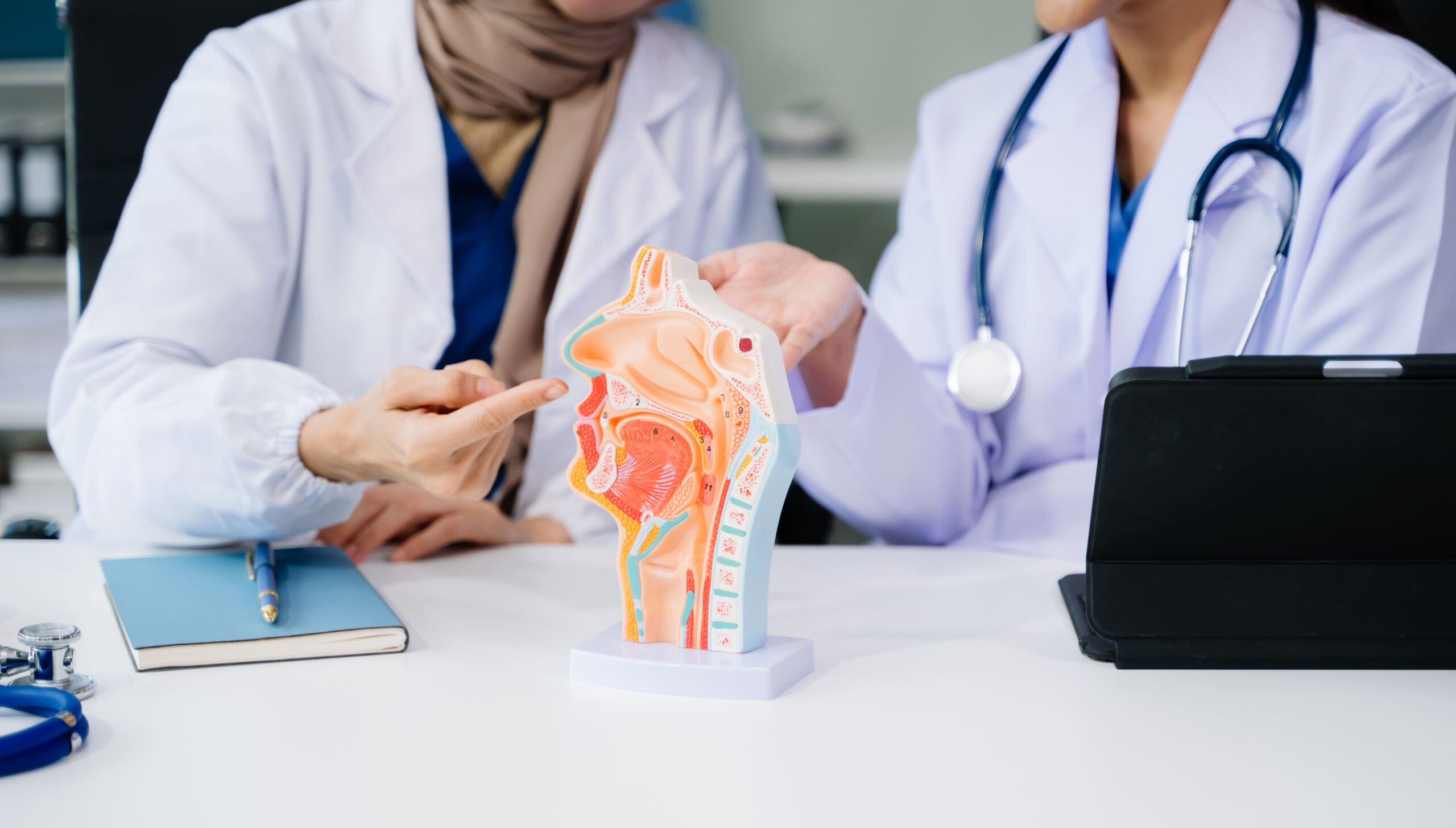 doctors-analyzing-results-or-diagnosis-of-patient-2024-11-01-22-08-42-utc